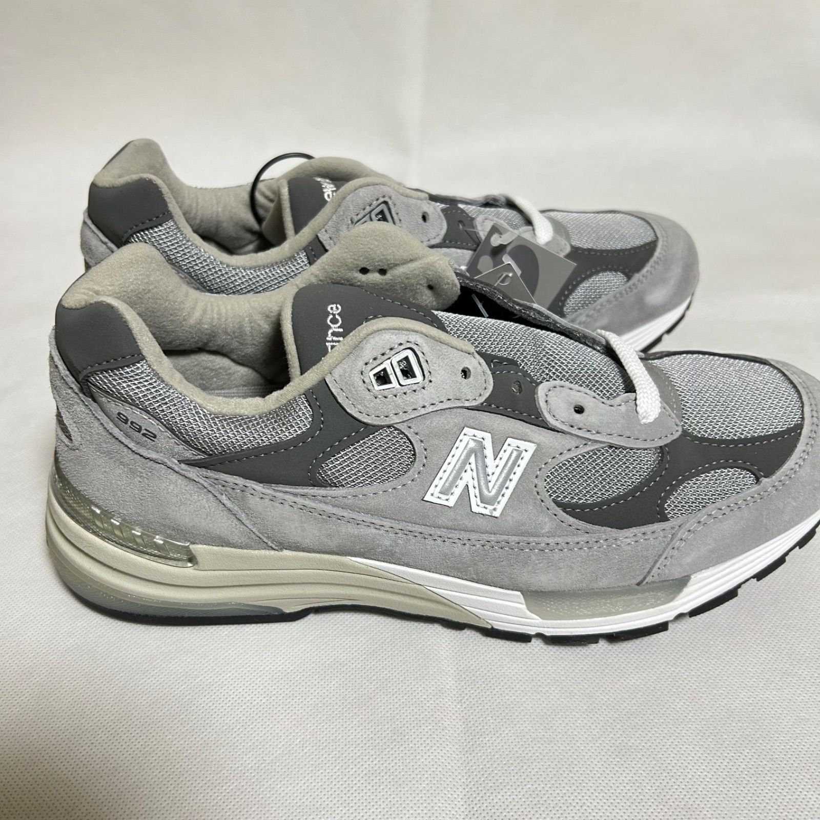 限定1点】新品未使用 定価以下 New Balance U992GY グレー 26.0cm 