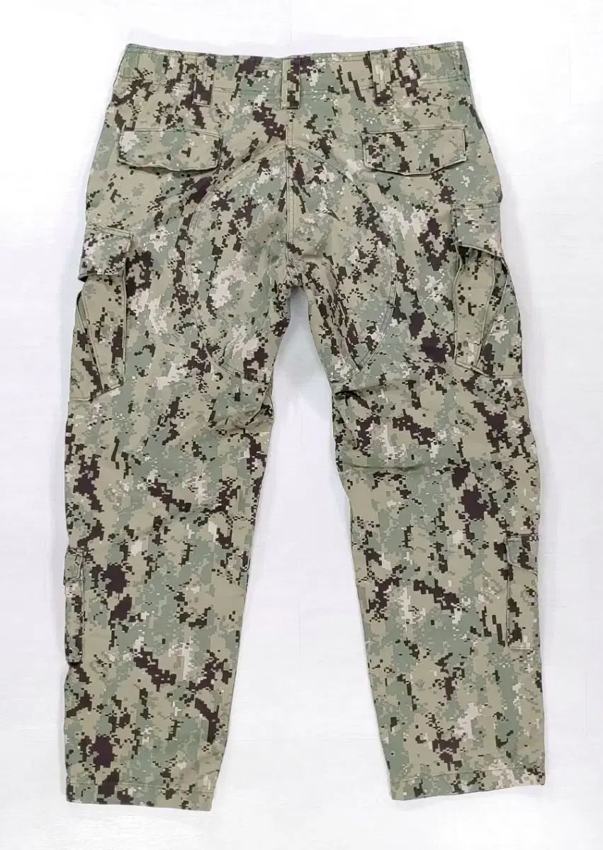 アメリカ海軍 海軍 迷彩 パンツ アメリカ海軍 NWU3 カーゴパンツ L-R