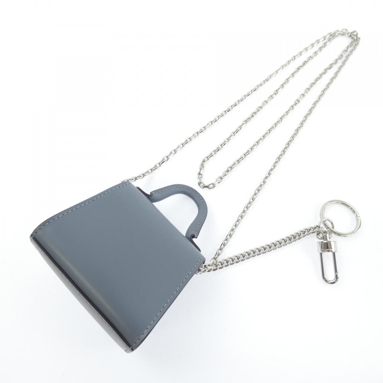 デルボー DELVAUX RENE MAGRITTE BRILLANT GAND チャーム - メルカリ