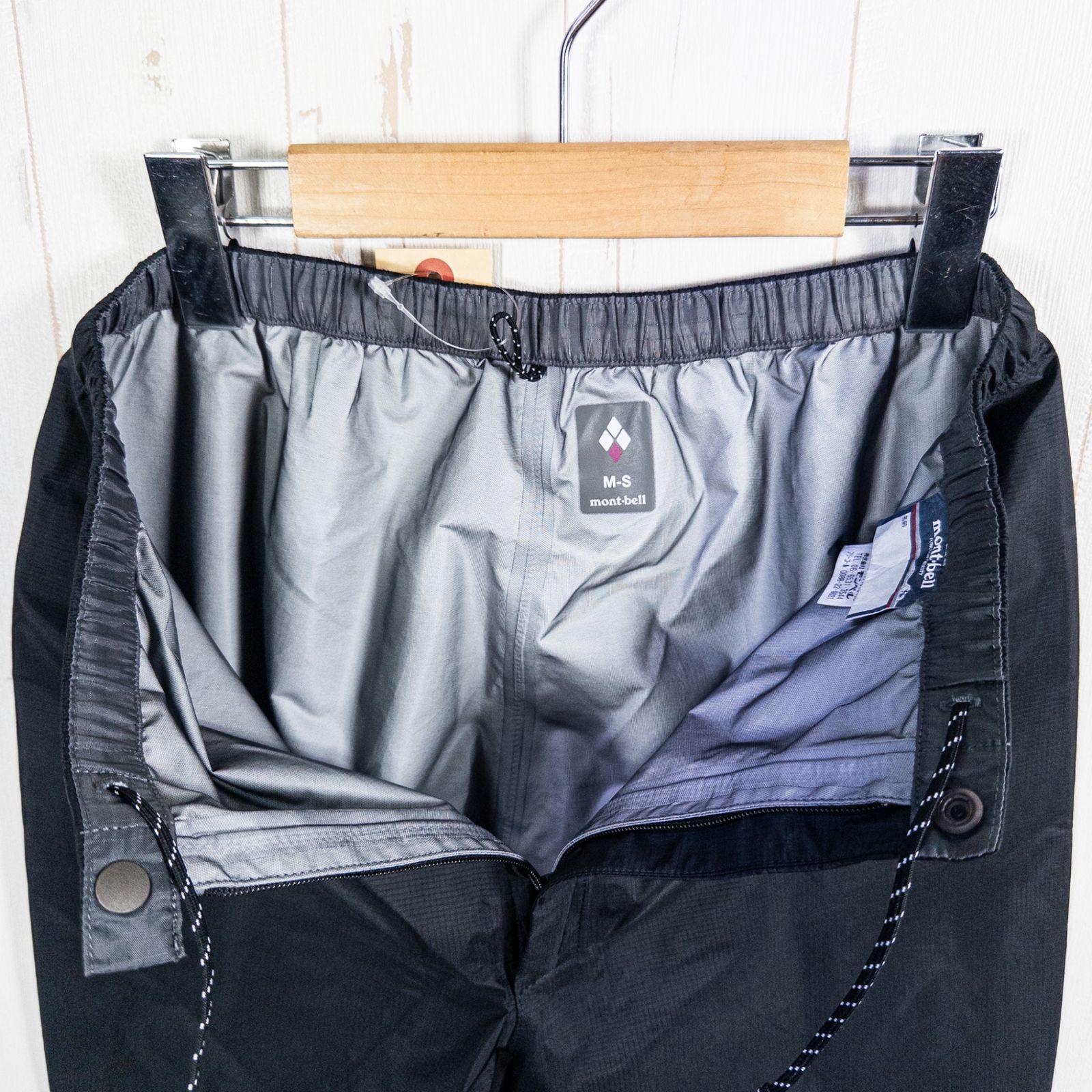 アウトドア ️Women's M-Short ブラック系 Montbell ( モンベル