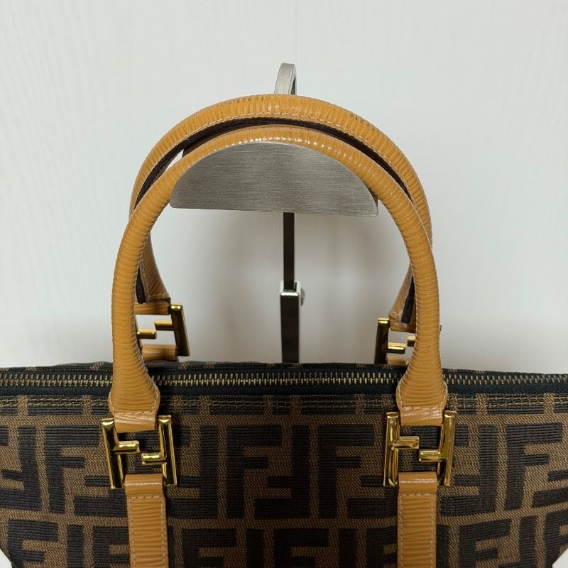 美品】FENDI フェンディ トートバッグ ズッカ柄 ブラウン ゴールド金具