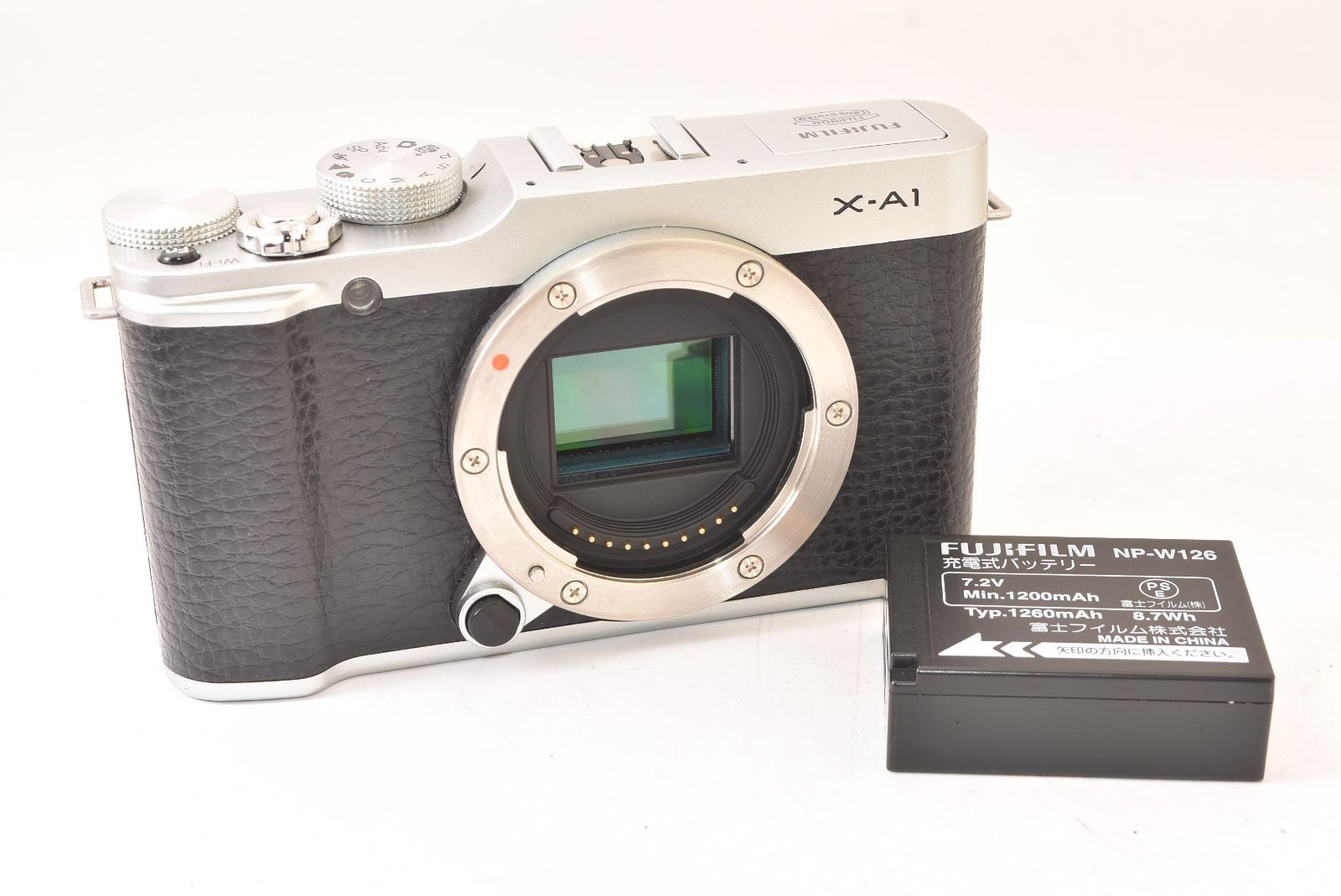 フジフィルム FUJIFILM X-A1 ボディ シルバー ミラーレス一眼カメラ