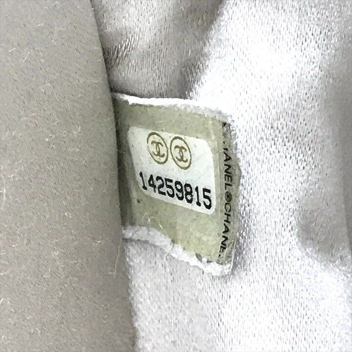 未使用保管 CHANEL シャネル ココマーク ファー チェーン ショルダー バッグ 斜め掛け ホワイト シルバー金具 レディース ブランド r1191 未使用保管 CHANEL シャネル ココマーク ファー チェーン ショルダー