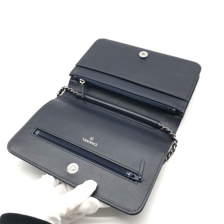 超美品 CHANEL シャネル ココマーク カメリア レザー チェーン ウォレット ショルダー バッグ 財布 ネイビー レディース ブランド r1192 超美品 CHANEL シャネル ココマーク カメリア レザー チェーン