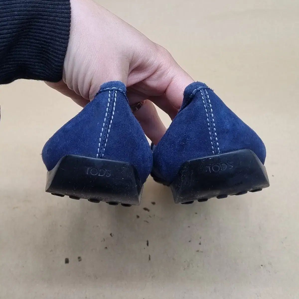 TOD'S トッズ ネイビー レディースローファー 225 260 【公式通販】