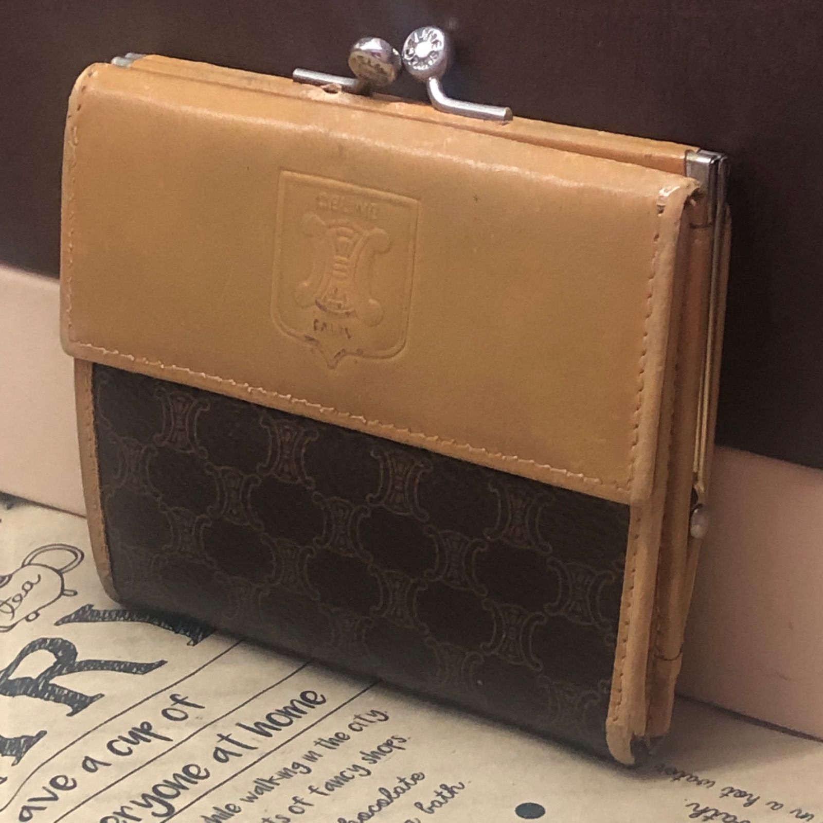 美品 セリーヌ マカダム レザー がま口 ミニ財布 二つ折り財布 セリーヌ 2つ折り 財布 がま口 マカダム 小銭 GB197 - メルカリ