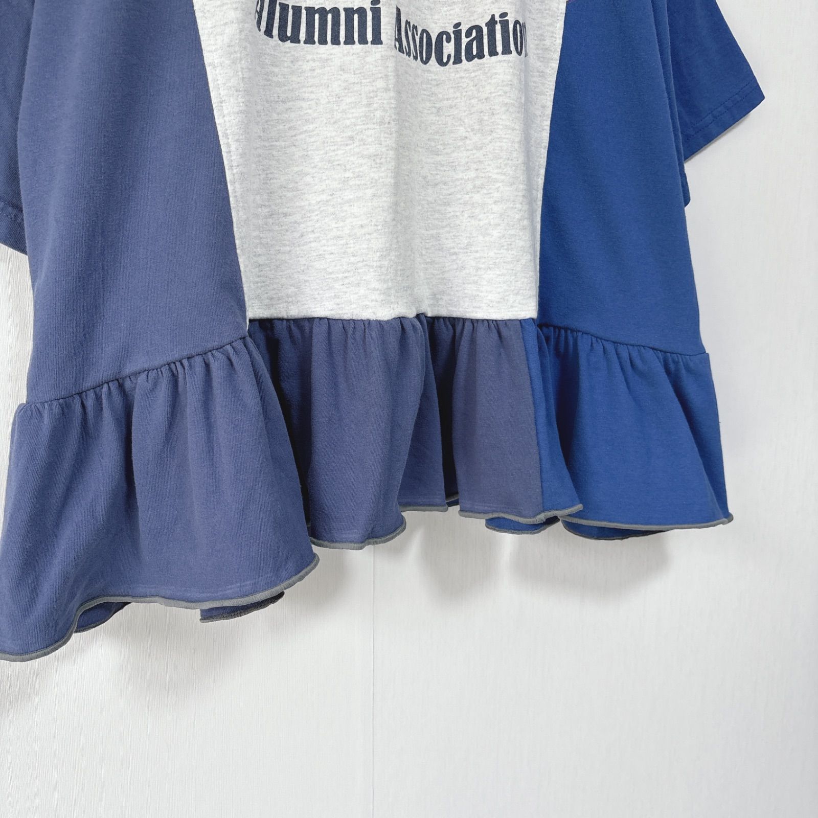 古着リメイクTシャツ グレー×ネイビー×ブルー 切替え 裾ギャザーフリル 
