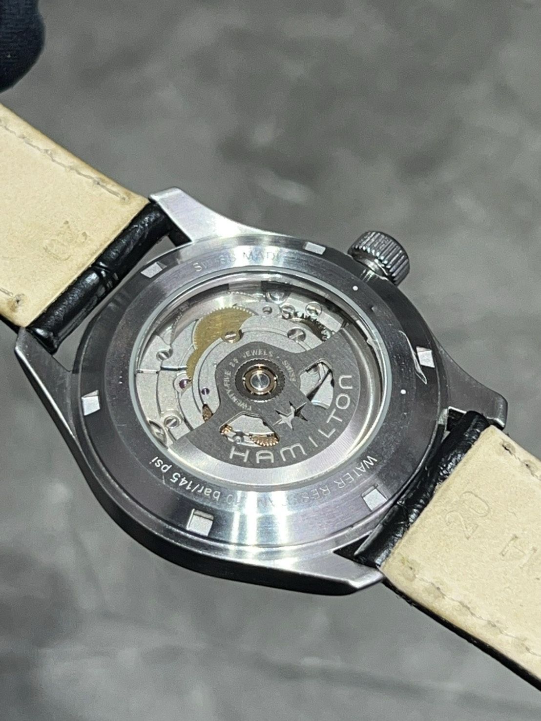 カーキフィールドマーフ