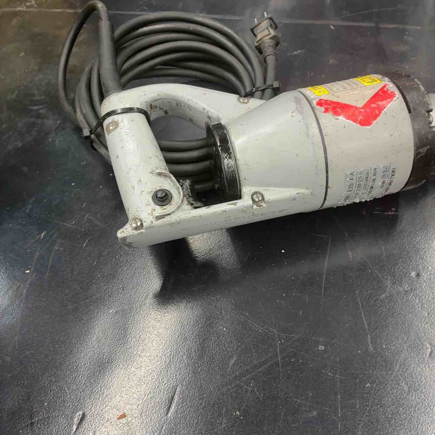 中古品】 エクセン(EXEN) コンクリートバイブレータ E28FPA 【藤沢店