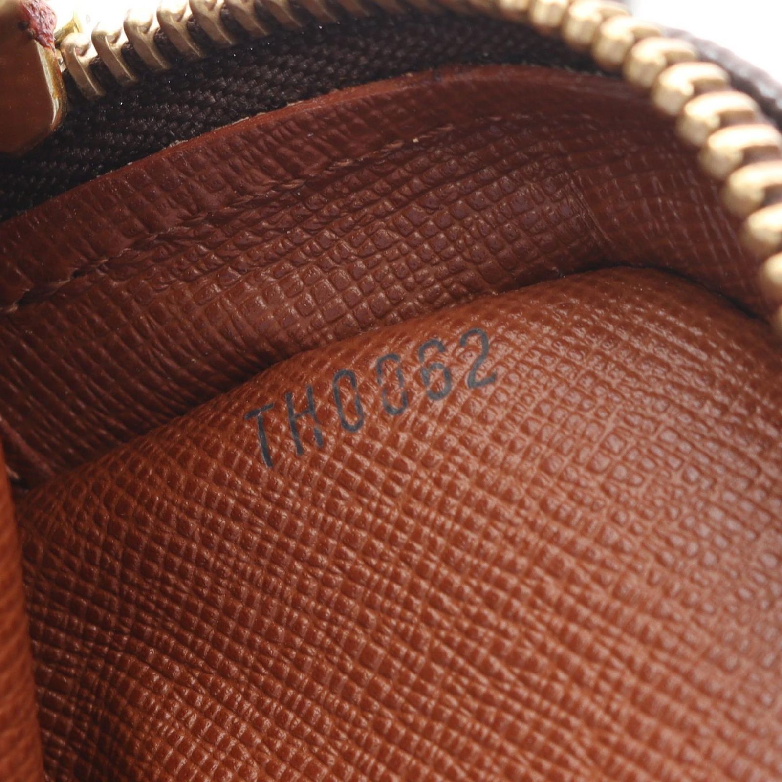 Buy from Japan Easily