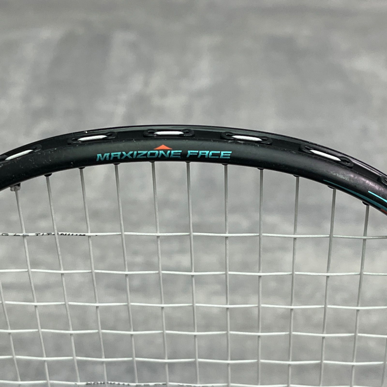 美品 MIZUNO ACROSPEED 3 5U6 ミズノ アクロスピード 3 バドミントン