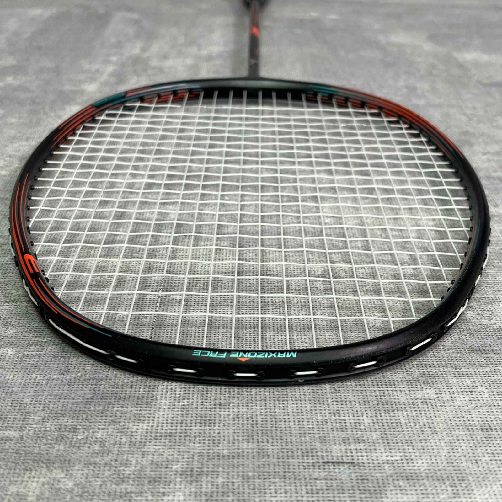 美品 MIZUNO ACROSPEED 3 5U6 ミズノ アクロスピード 3 バドミントン 