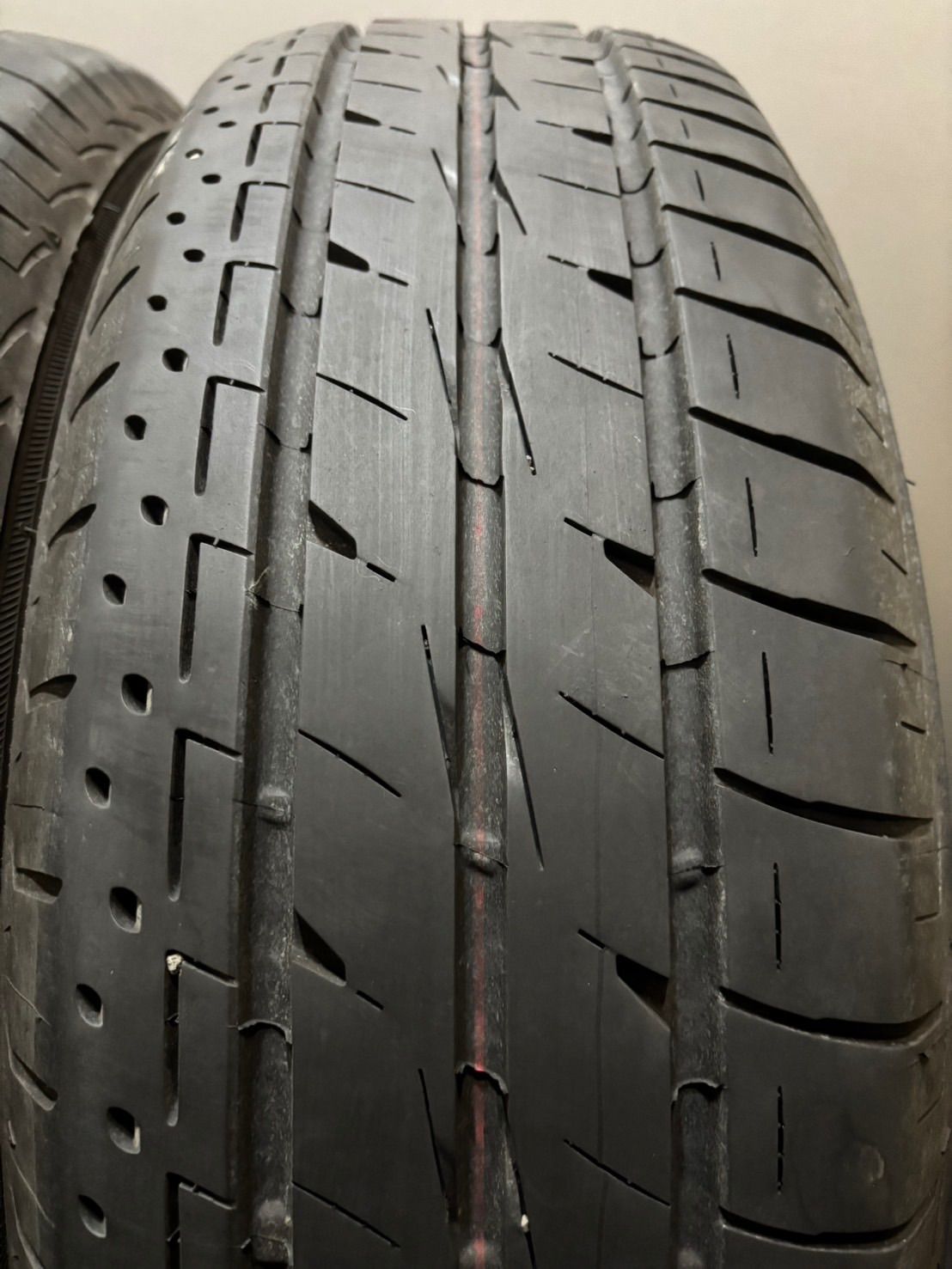 得価，定番 195/65R15 BRIDGESTONE/LUFT RVⅡ 25年製 夏タイヤ サマー