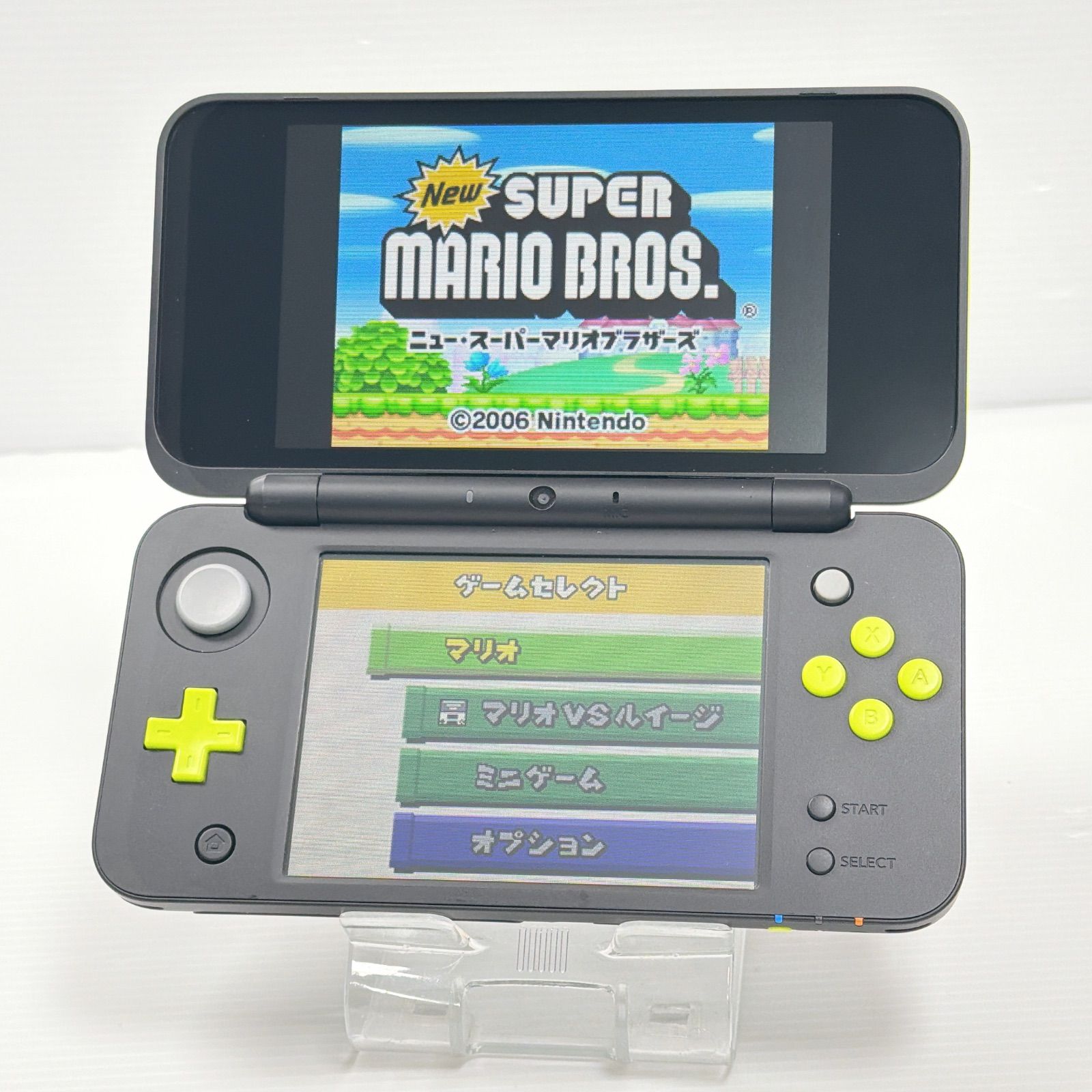 極美品 new ニンテンドー 2DSLL ブラックライム 遊べるセット 極美品 new ニンテンドー 2DSLL ブラックライム 遊べるセット