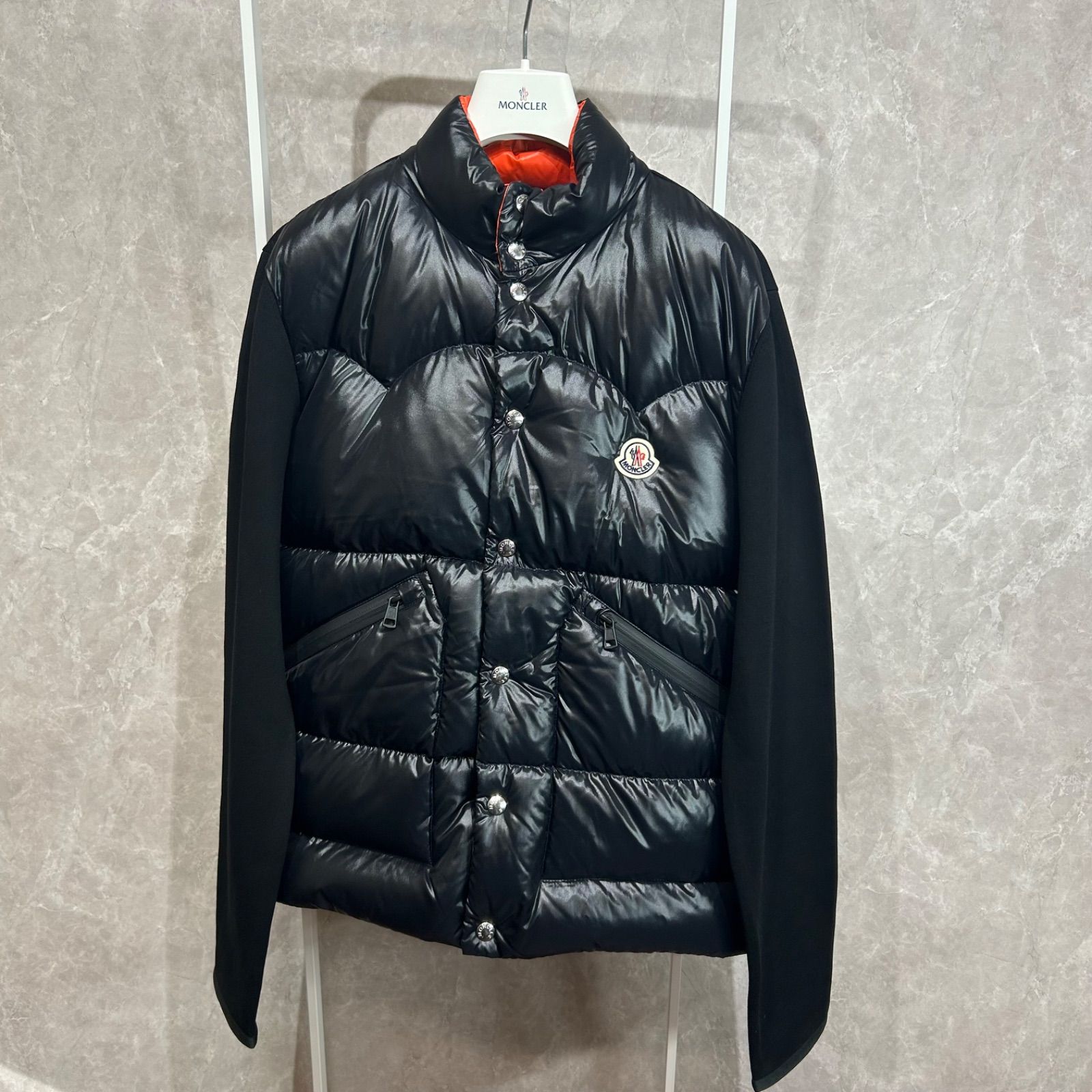 極美品】MONCLER モンクレール ダウンジャケット黒L - メルカリ