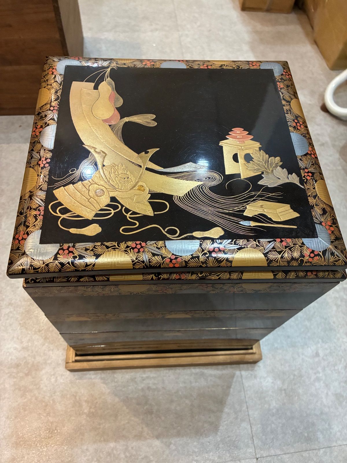 CW900 時代物【市中屋印】輪島塗 黒漆塗/内金梨地 宝尽蒔絵 五段重箱 