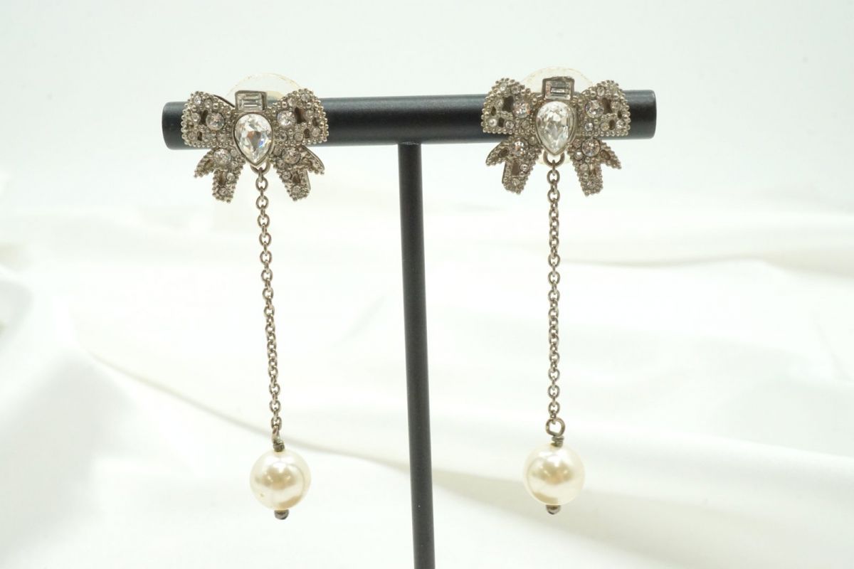 美品 Miu Miu リボンモチーフ パール ピアス ミュウミュウ マイクロ 