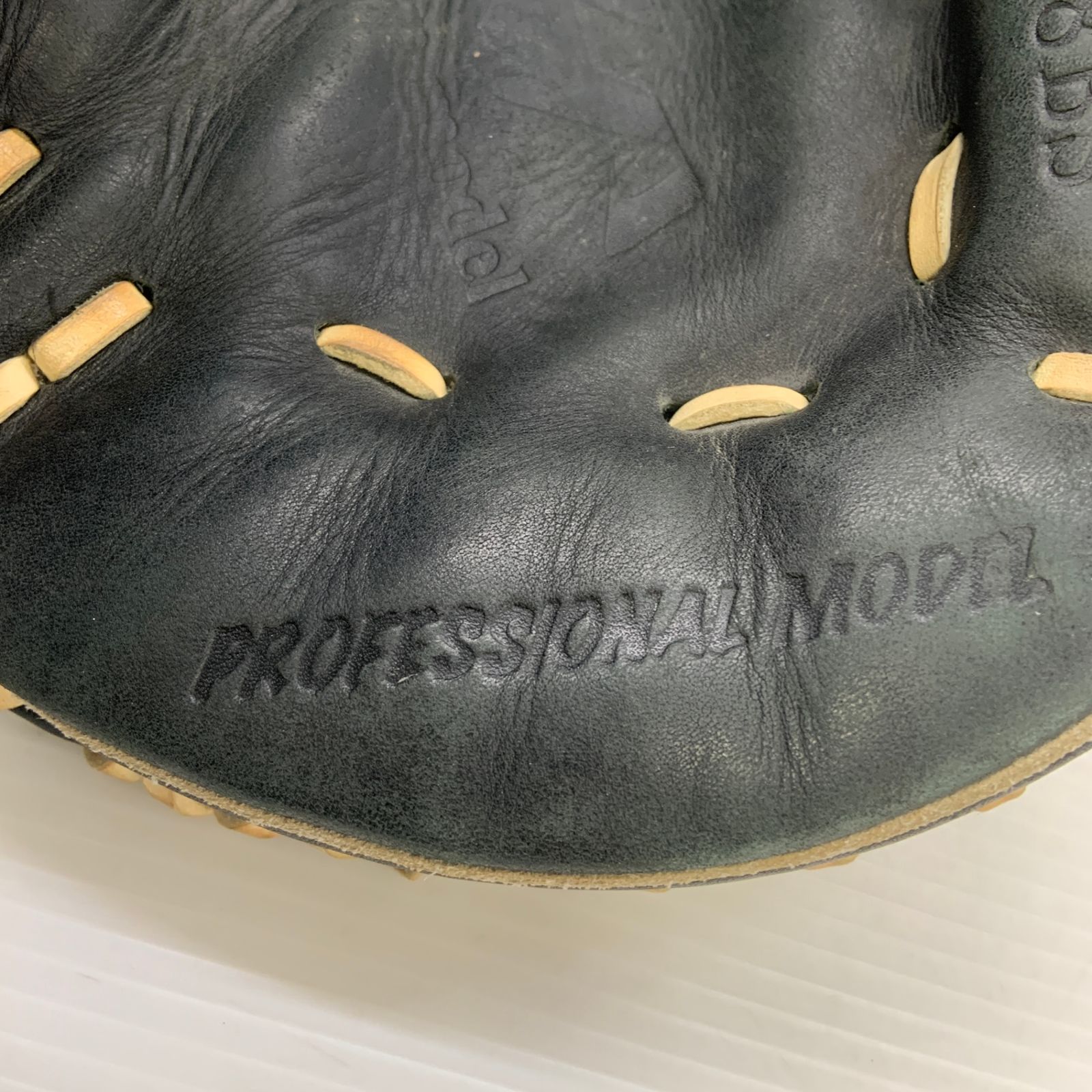 ハタケヤマ HATAKEYAMA  少年軟式 子ども キャッチャーミット 捕手 グローブ グラブ 右投げ TH-JC8RS 中古品  野球 8094