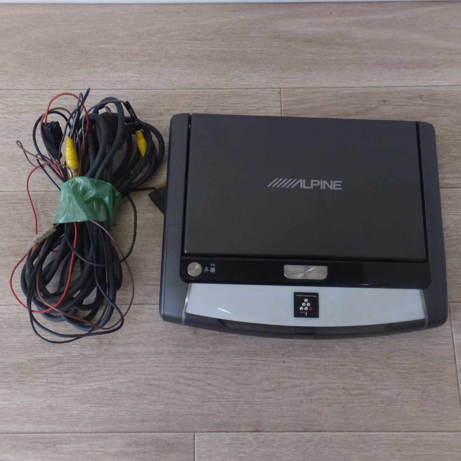 [送料無料] ★アルパイン ALPINE 10.2inch WVGA LED液晶 プラズマクラスターリアビジョン ブラック PCX-R3300B(96)★