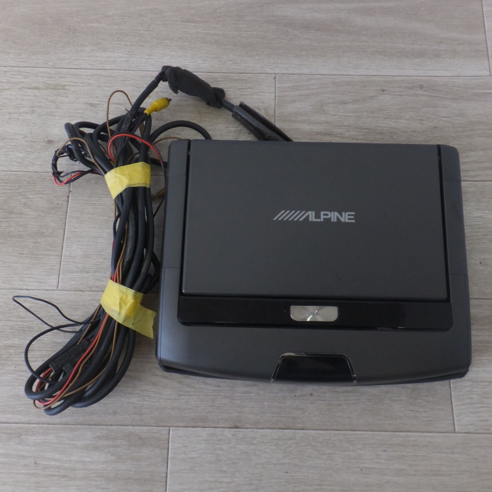 [送料無料] ★アルパイン ALPINE 10.1incWSVGA フリップダウンリアビジョン TMX-RM3005B(97)★
