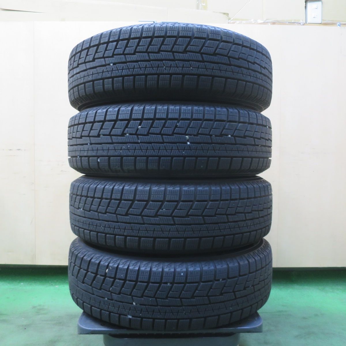 バリ溝！9.5分☆スタッドレス 175/65R15 ヨコハマ アイスガード iG50
