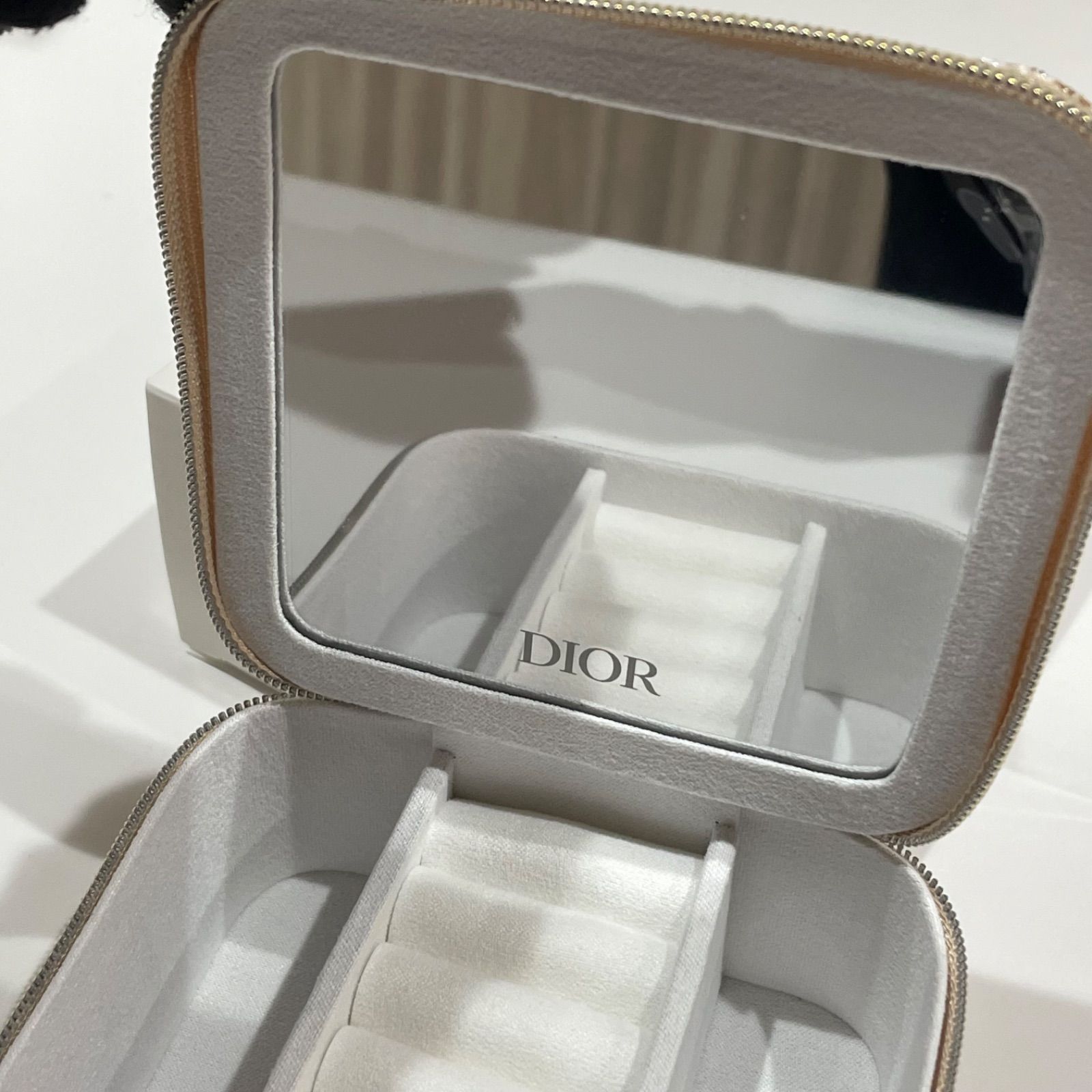 久万ノ台188 Christian Dior クリスチャンディオール TROUSSE VANITY