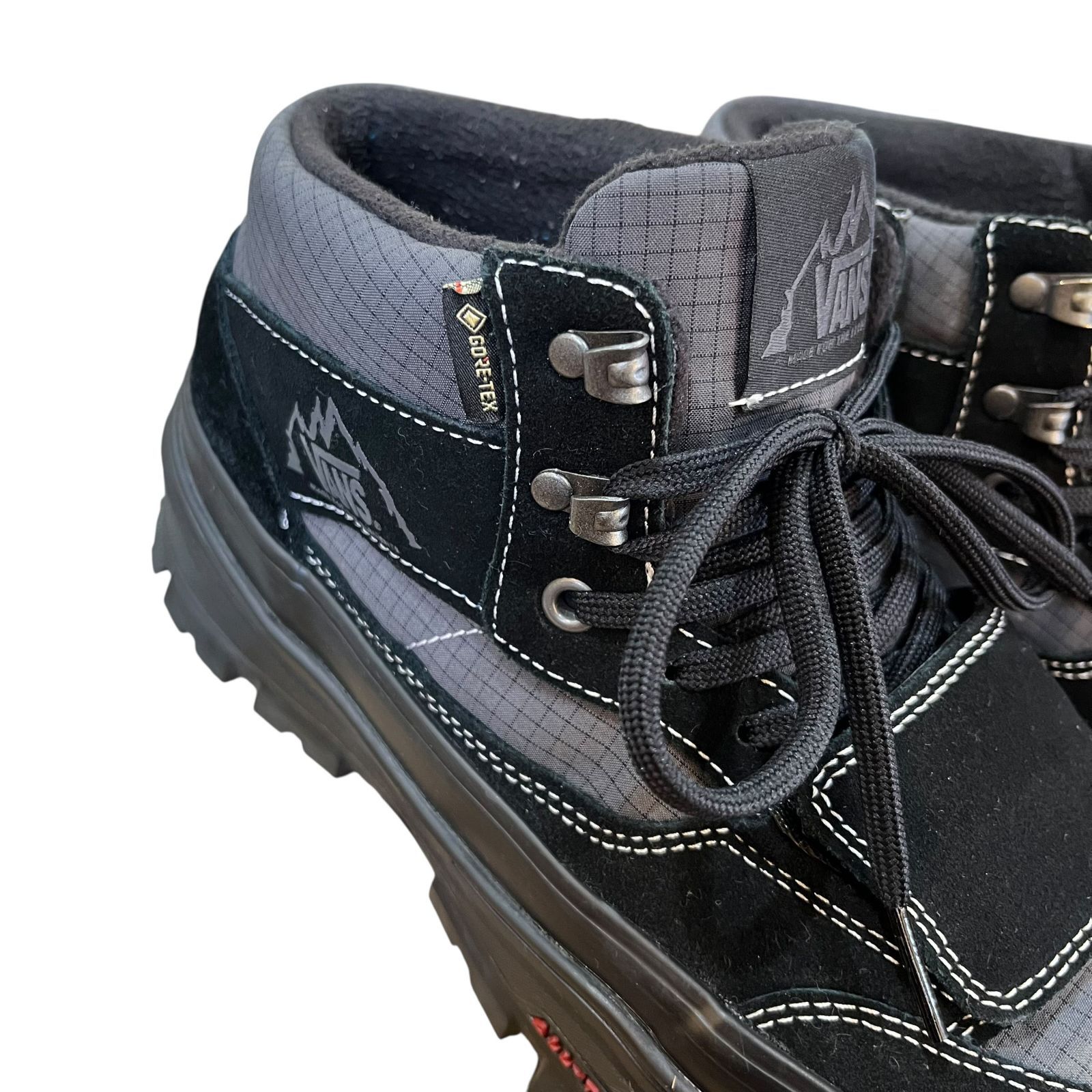 中古○VANS○防水スニーカー MTE MOUNTAIN MID GORE-TEX 27cm ブラック 
