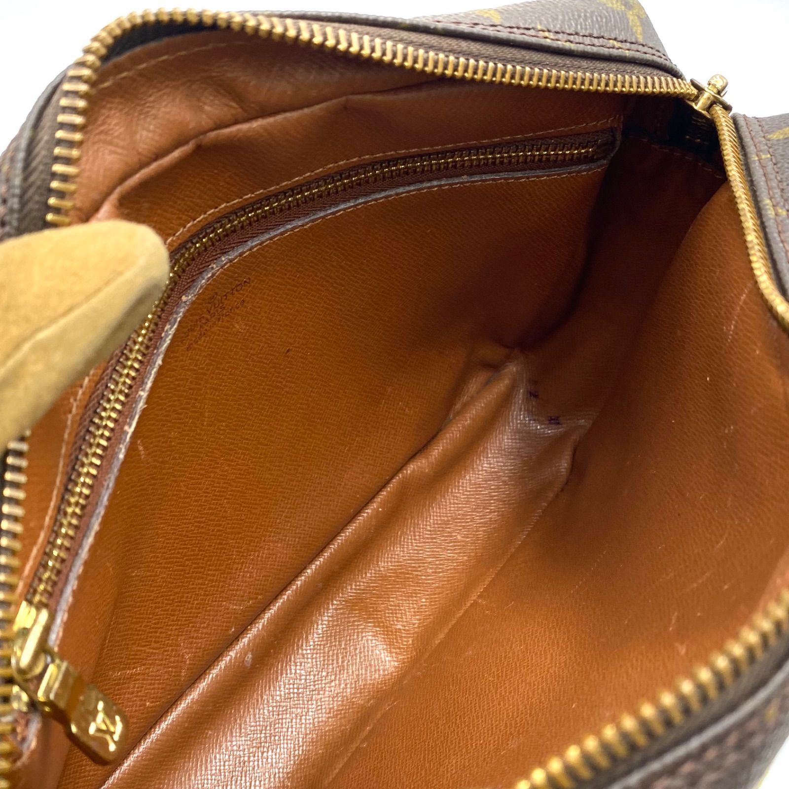 LOUIS VUITTON ルイヴィトン トロカデロ24 モノグラム ショルダー 