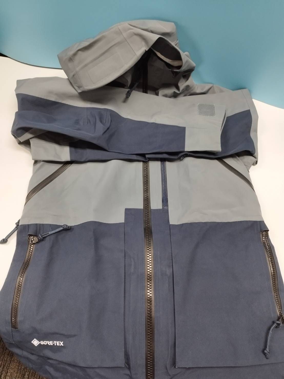 良品】Haglofs Vassi GTX Pro レディースXS セットアップ - メルカリ