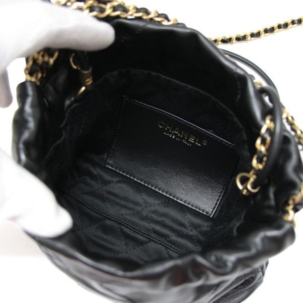 極美品 シャネル CHANEL シャネル22 ミニチェーンショルダーバッグ