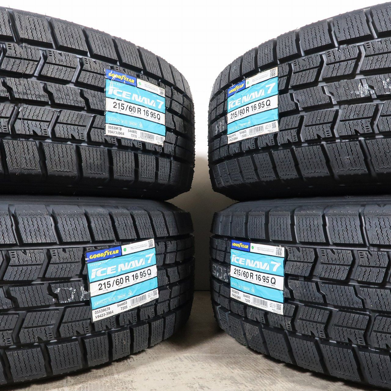 未使用】ヴェゼル オデッセイ WR-V 等 4本 DOS 16インチ 6.5J +53 5H 