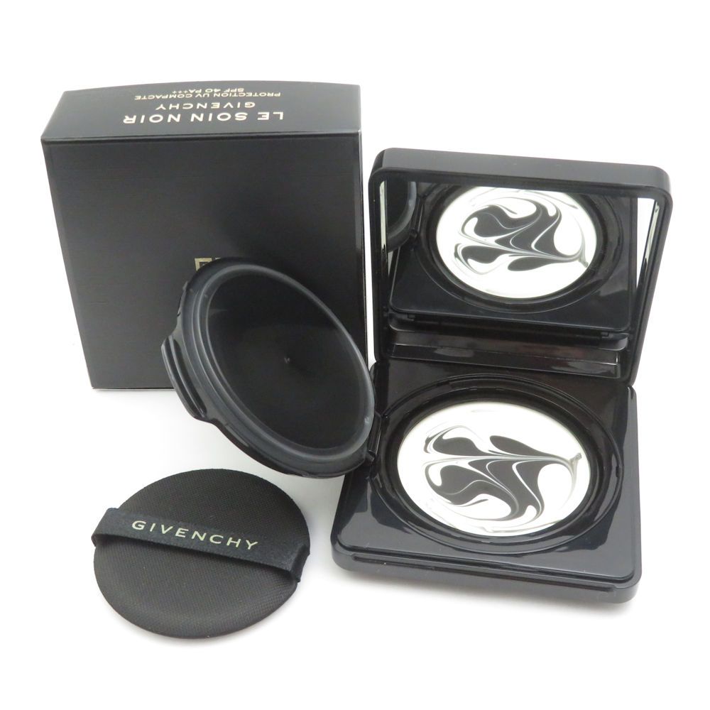 未使用 GIVENCHY ジバンシィ ソワン ノワール UV コンパクト 日焼け