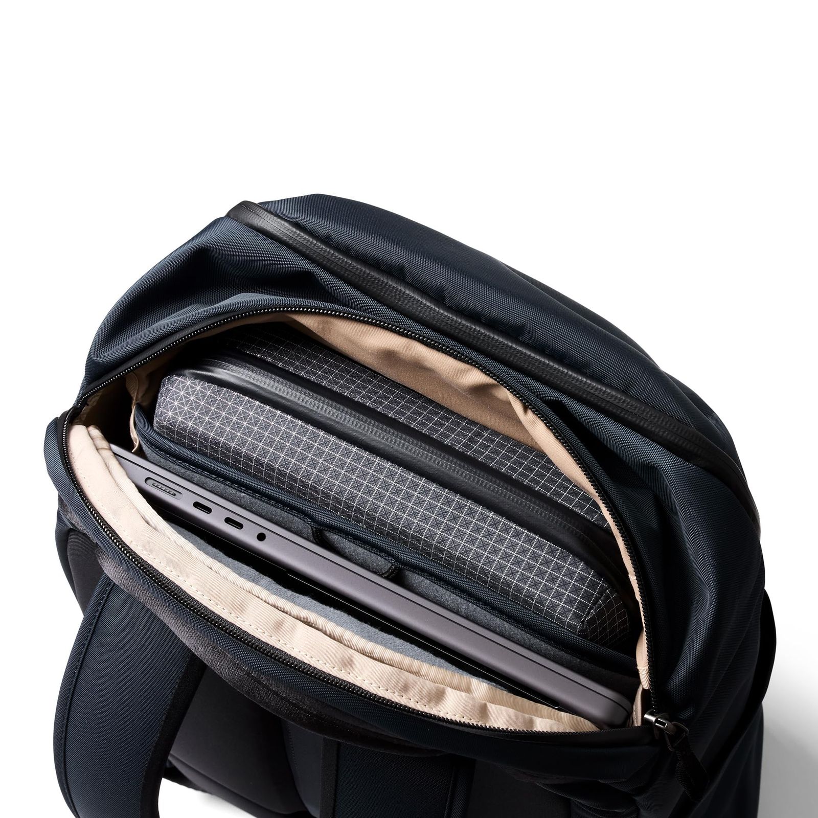 Bellroy] Transit Workpack 容量26L 最大16インチのノートPCやデバイス 