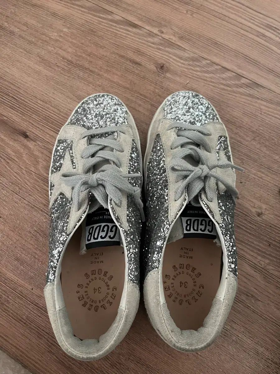 golden goose シルバー スニーカー GOLDEN GOOSE ゴールデングース 