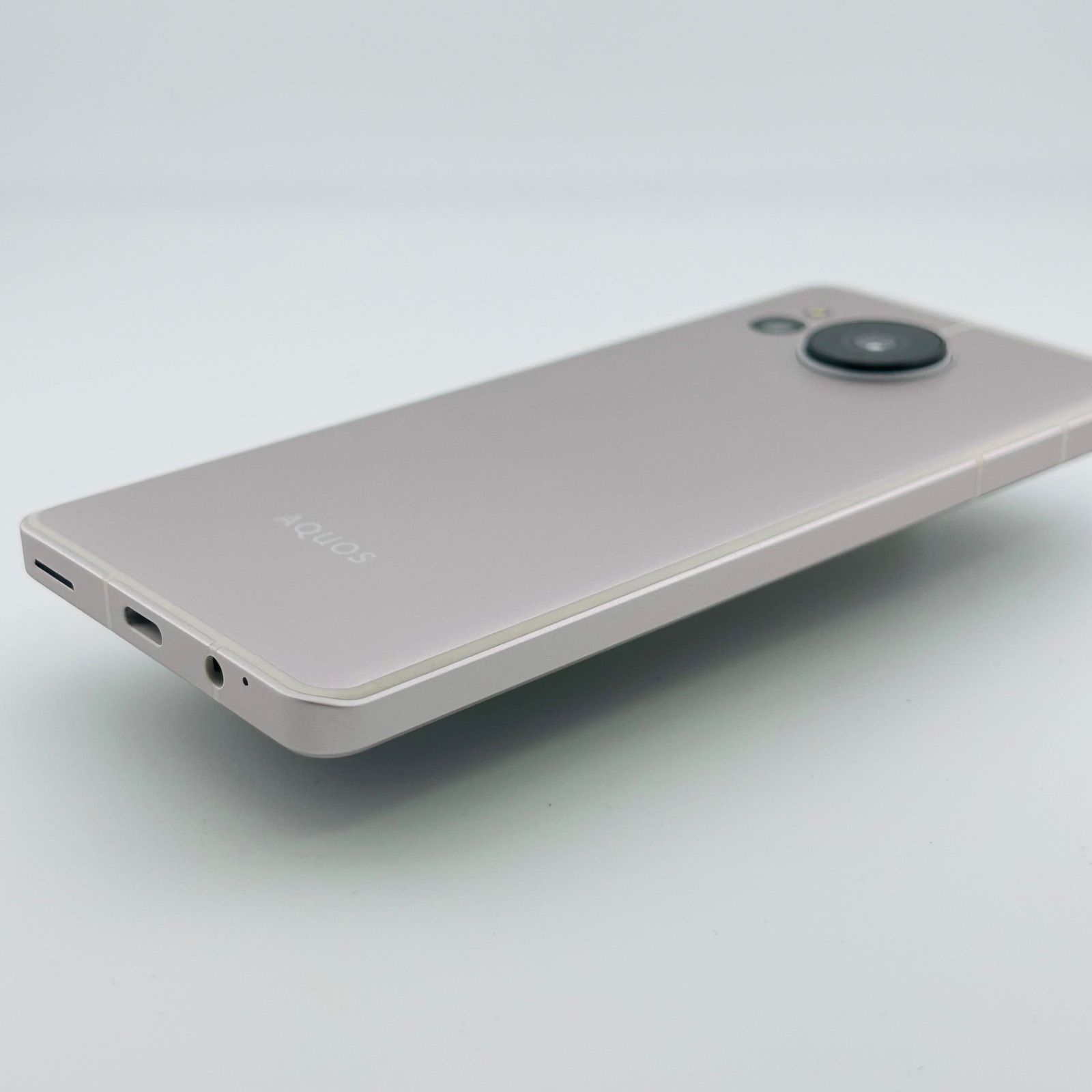 【中古美品】AQUOS SENSE7ライトカッパー箱無し AQUOS sense7 128GB ライトカッパー SIMフリー 中古 - メルカリ