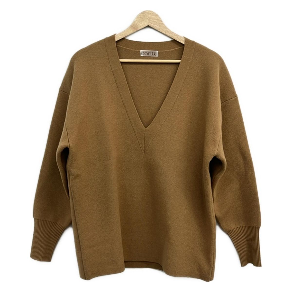 Conte(コンテ) 長袖セーター レディース美品  - ライトブラウン Vネック Conte(コンテ) 長袖セーター レディース美品 - ライトブラウン Vネック