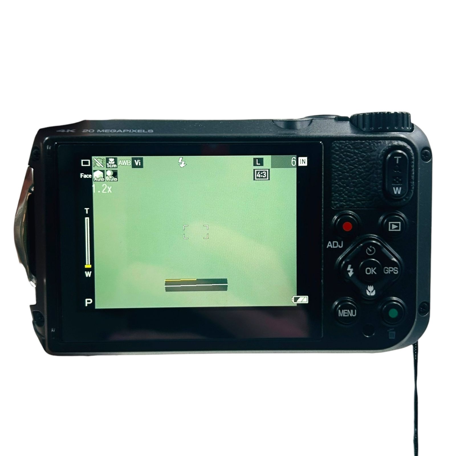□RICOH WG-7 防水デジタルカメラ 赤 R05020 本体 充電器 バッテリー付