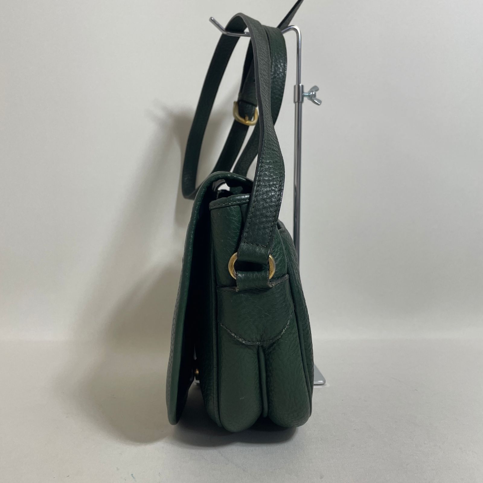 2602-281｜美品｜ ヴァレンティノ ショルダーバッグ レザー グリーン 2602-281｜美品｜ ヴァレンティノ ショルダーバッグ レザー グリーン