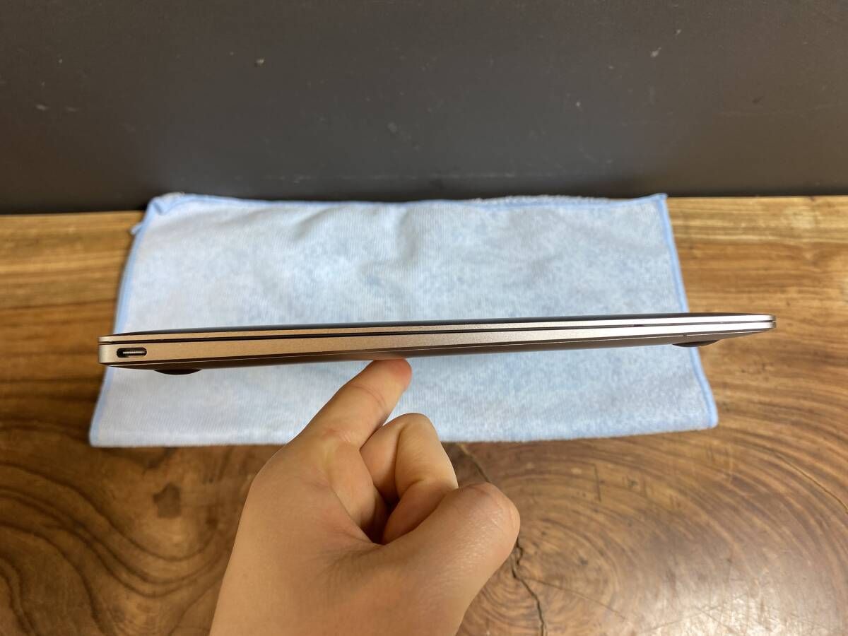 MacBook 12インチ 2017 16GB SSD256GB Win11 Office2024 - メルカリ