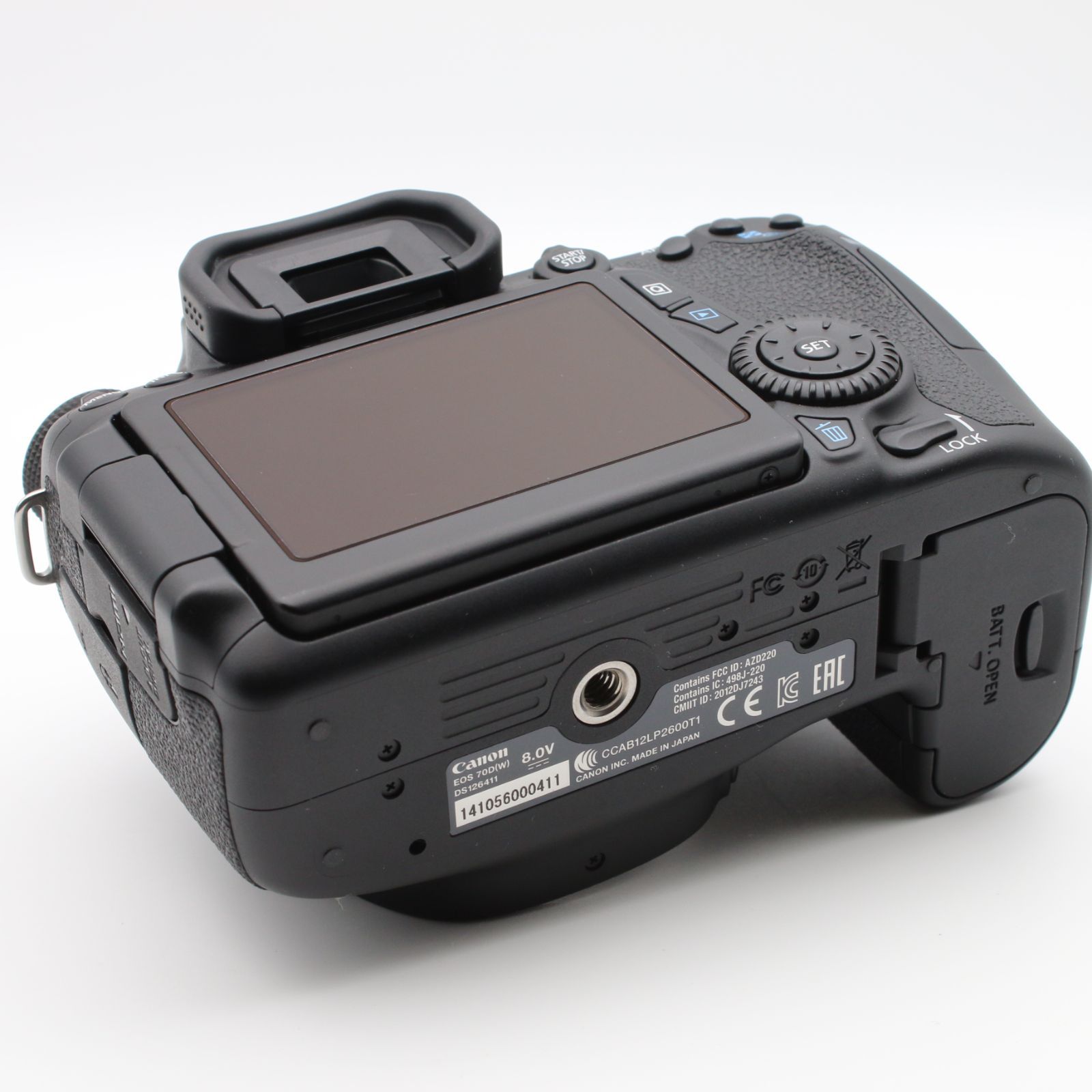 極上品】 Canon EOS 70D レンズキット EF-S 18-135mm F3.5-5.6 IS STM 