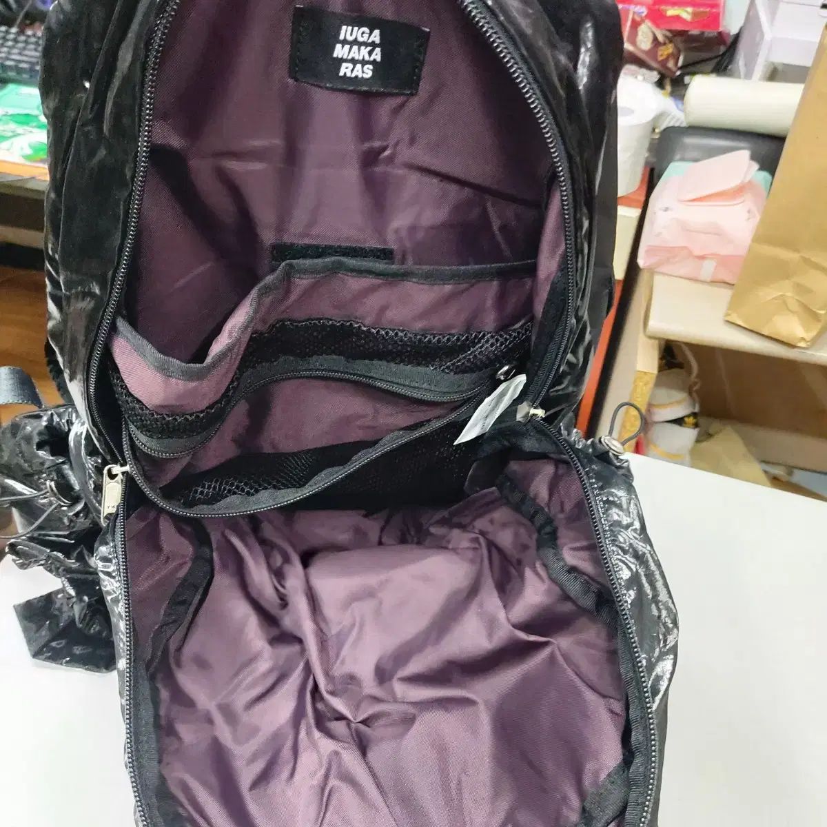 イウガマカラス バックパック 6c17 イウガマカラス バックパック 6c17 【公式通販】