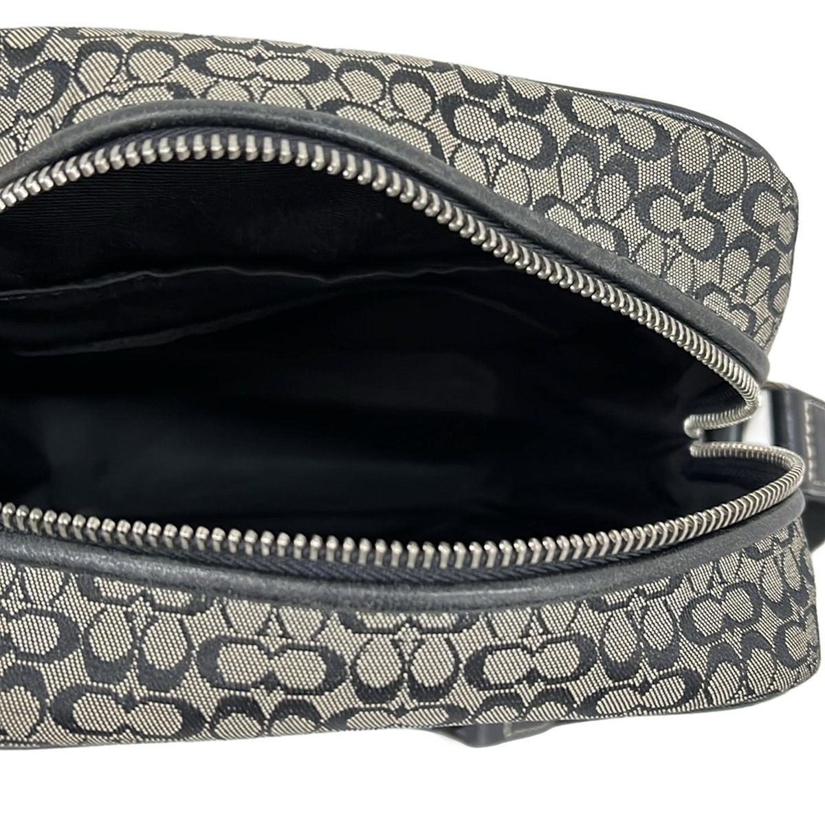 COACH(コーチ) ショルダーバッグ ミニシグネチャー柄 4274 グレー×黒 