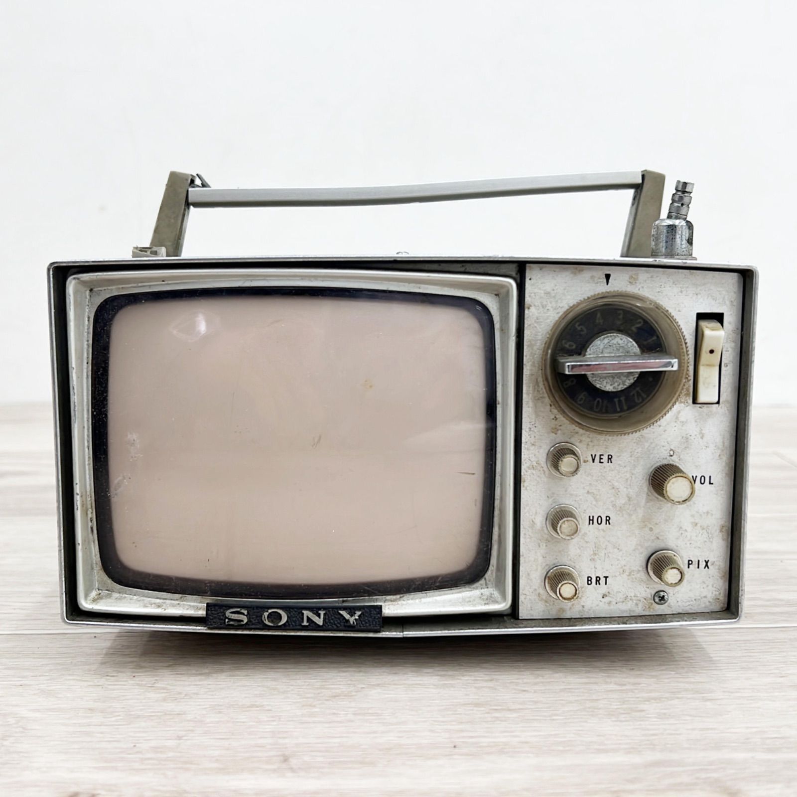 【ジャンク】SONYマイクロテレビ ５-202 希少・レトロ】SONY 5-202 トランジスタテレビ ジャンク品 - メルカリ