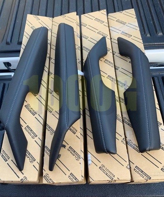 トヨタ純正新品】TOYOTA 未使用品 ☆超希少品☆ ハイラックス トヨタ純正新品】TOYOTA 未使用品 ☆超希少品☆ ハイラックス