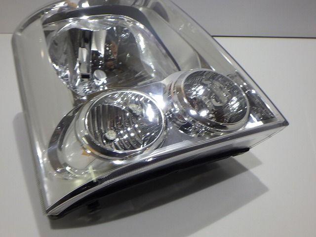 新品，大得価 エヴリィ ヘッドライト左右 ハロゲン DA64W レベ付
