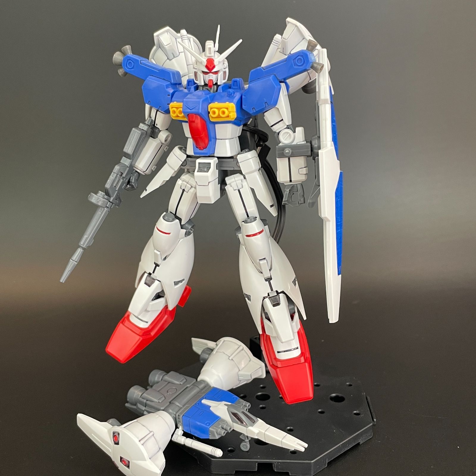 ガンプラ【ジャンク品/キズ、部分塗装、接着、破損】 HGUC 1/144 