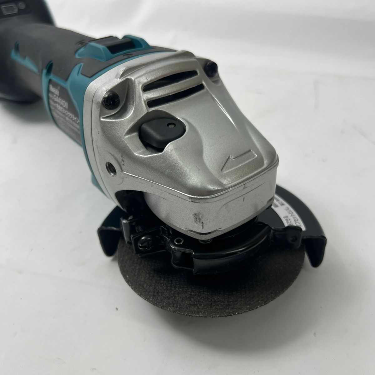 マキタ makita GA404DN 本体のみ 18V 充電式ディスクグラインダー【野田愛宕店】【店頭取引限定】【中古】ITAGX3JT1F7G マキタ（makita） 18V 100mm 充電式ディスクグラインダ GA404DZN 本体