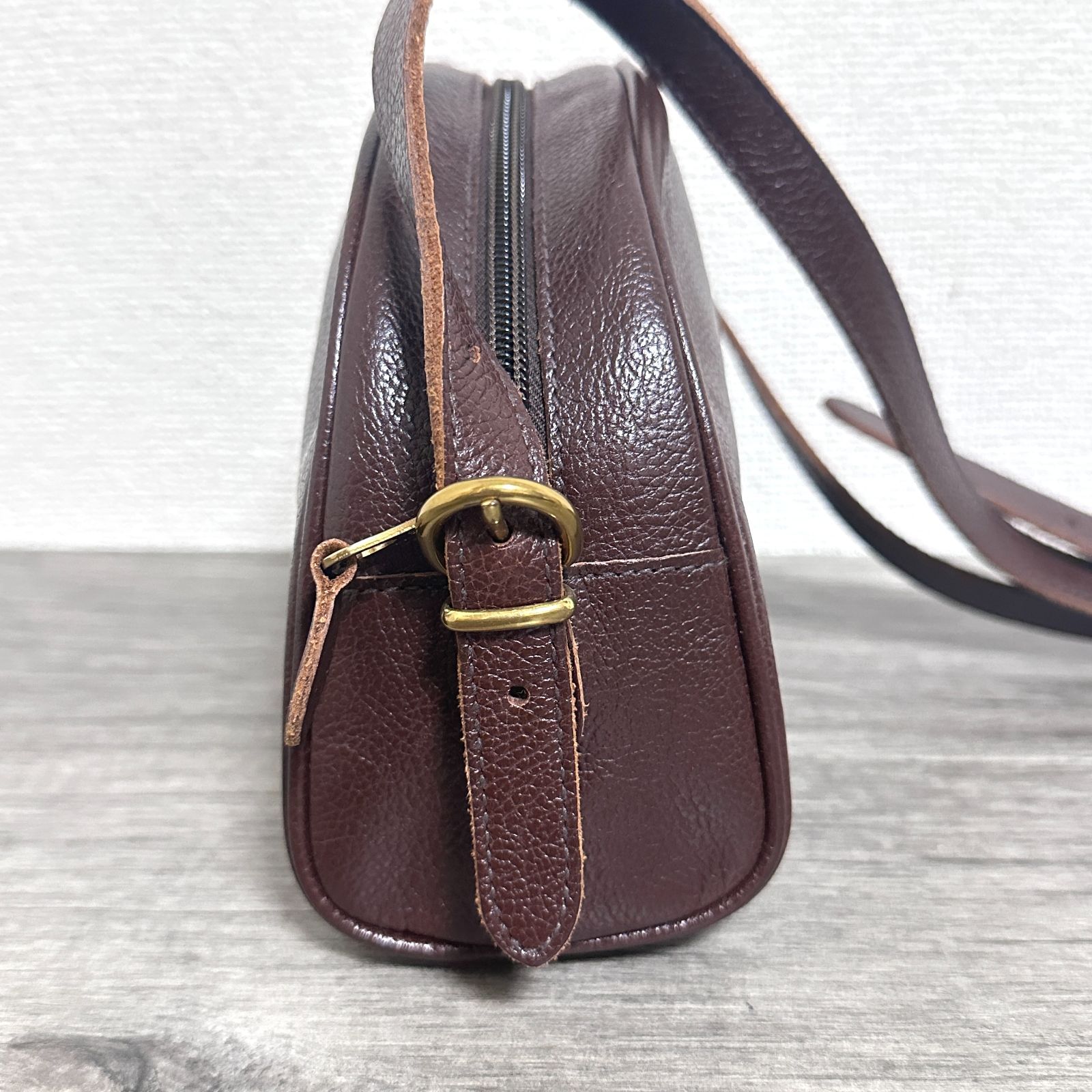 美品 イルビゾンテ IL BISONTE クロスボディバッグ ミニショルダー 