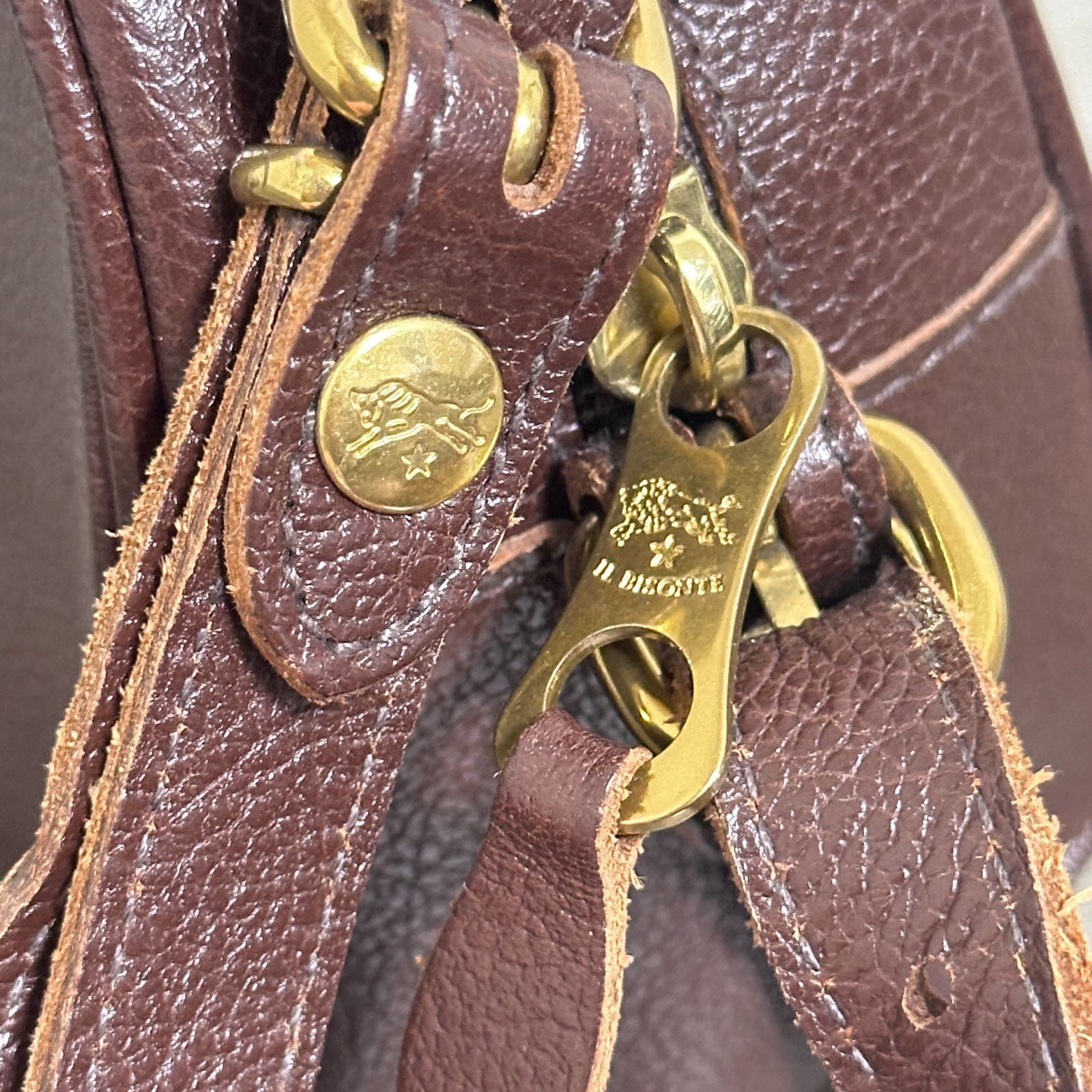 美品 イルビゾンテ IL BISONTE クロスボディバッグ ミニショルダー 