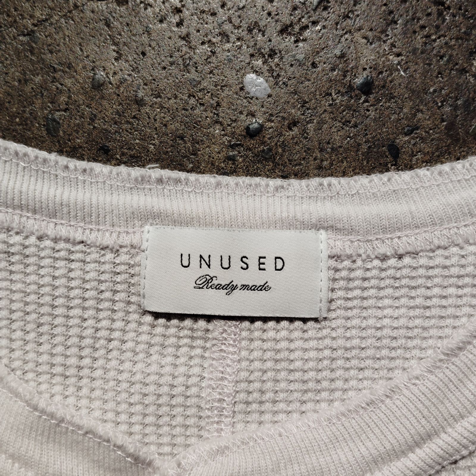 UNUSED 26ss LONG-SLEEVE HENRY NECK WAFFLE T-SHIRT PINK BEIGE 2 